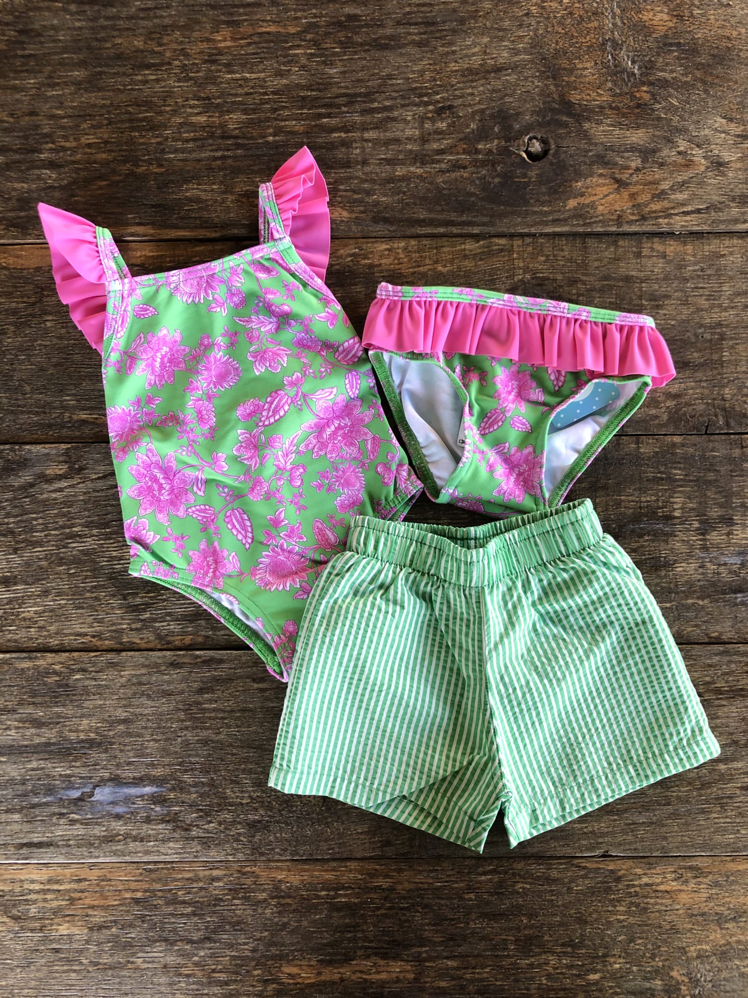 coleccion ciclamen, bañador para niña, nio y culetin