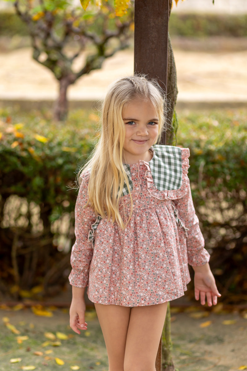 Jesusito con braguita Daisy de boetiekids. 66,95€