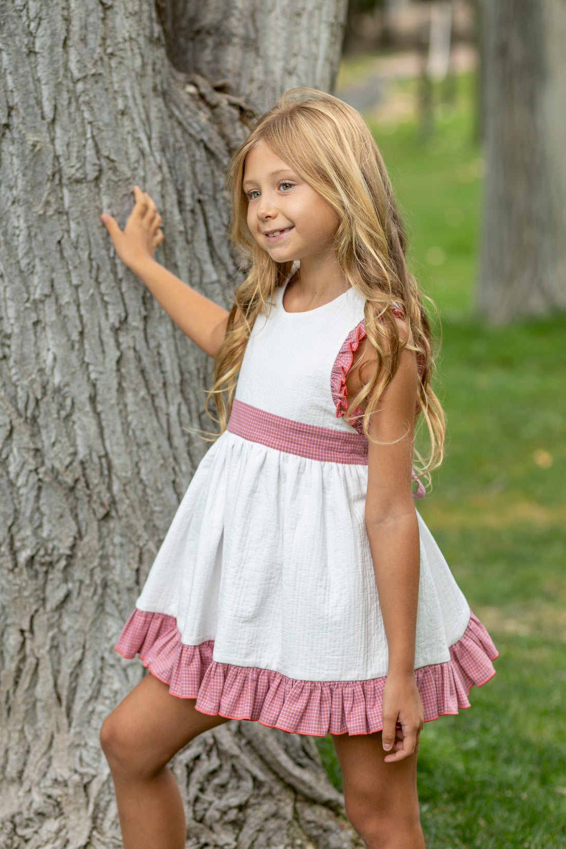 Jesusito mandil vino para niña colección Aguasanta