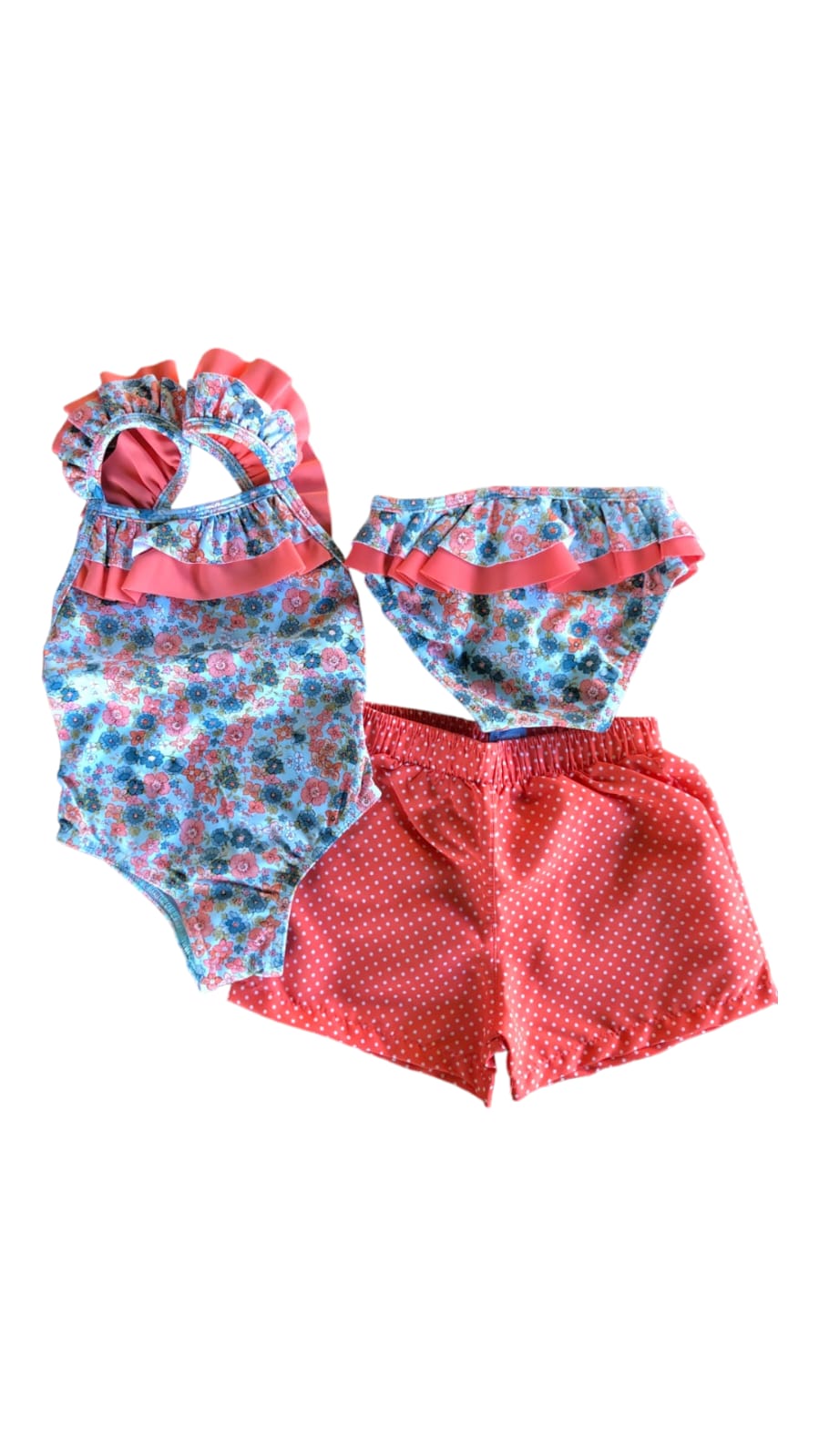 coleccion de baño coral dispones de bañador niña,culetin y bañador para niño, ideal para conjuntar hermanos