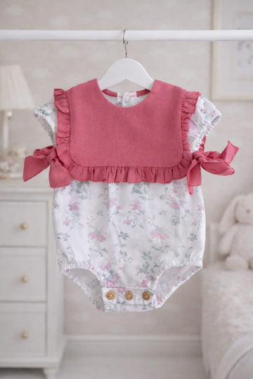 Pelele bebé rosa Jardín Rosé con lazos laterales