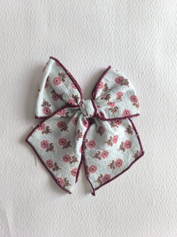 Lazo con pinza Flores Xandre
